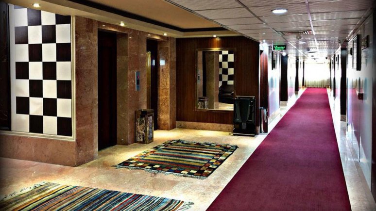 فضای داخلی هتل پرسپولیس شیراز